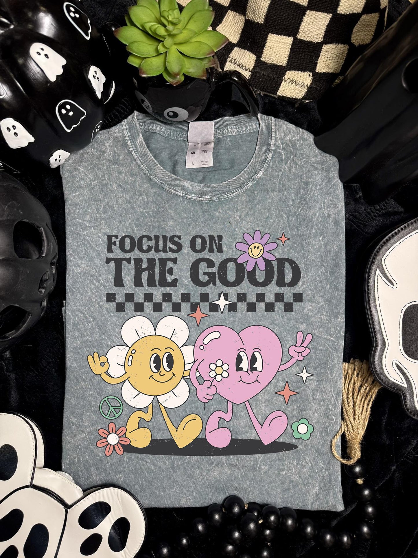 Focus On the Good, Retro, Checkered, DTF Transfer